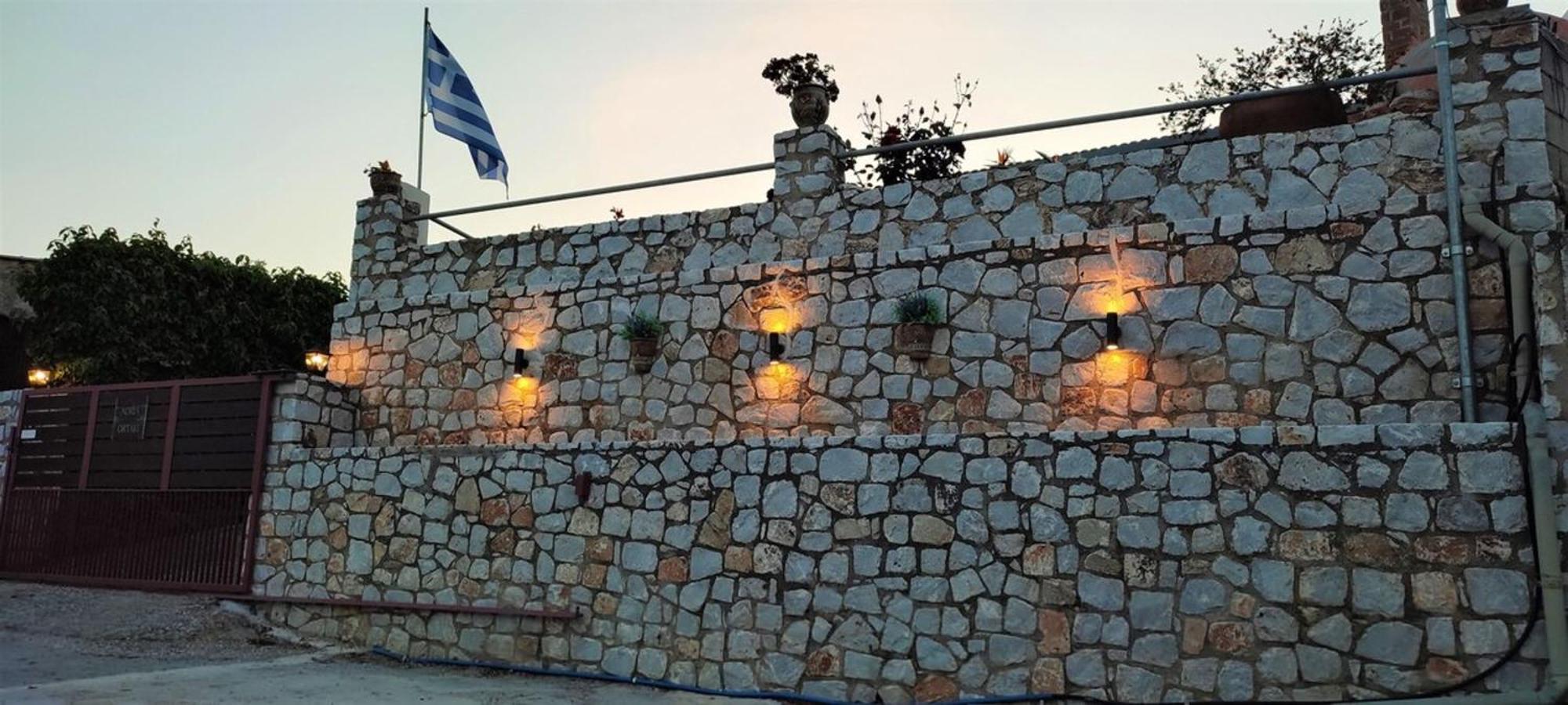 Aoria Traditional House With Stuning Mountain View Loulos Exterior foto